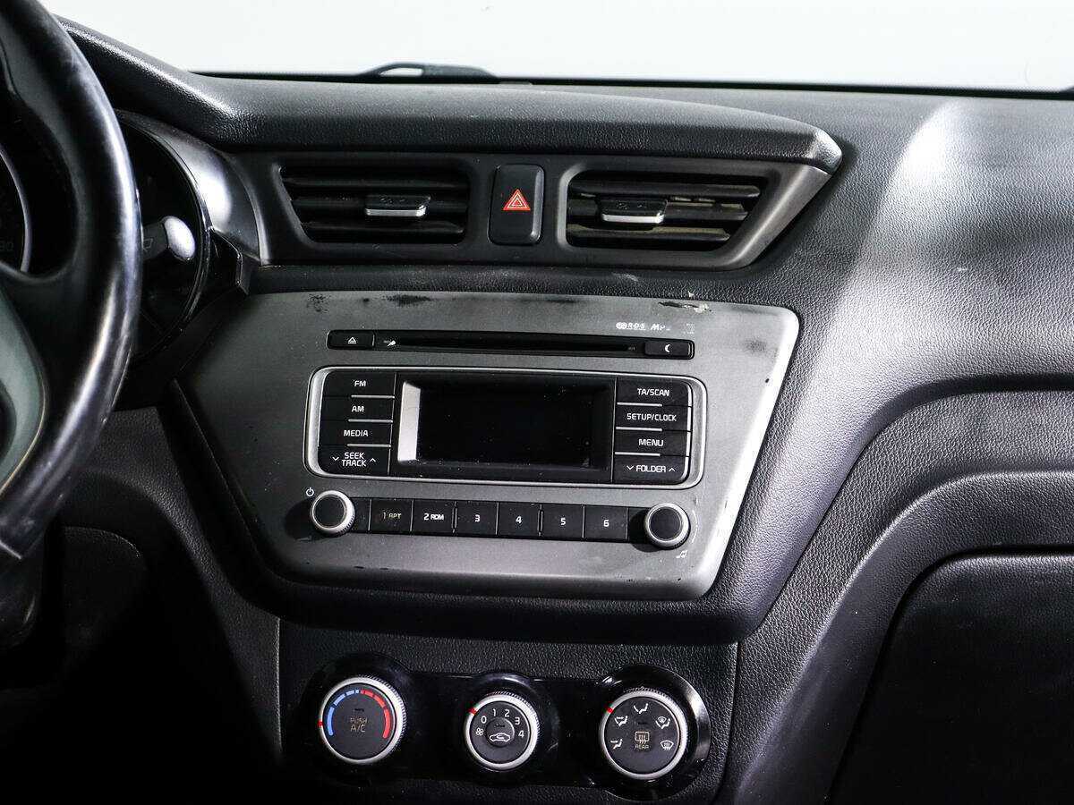 Б/У Киа Рио 2017 года. Фото: #12