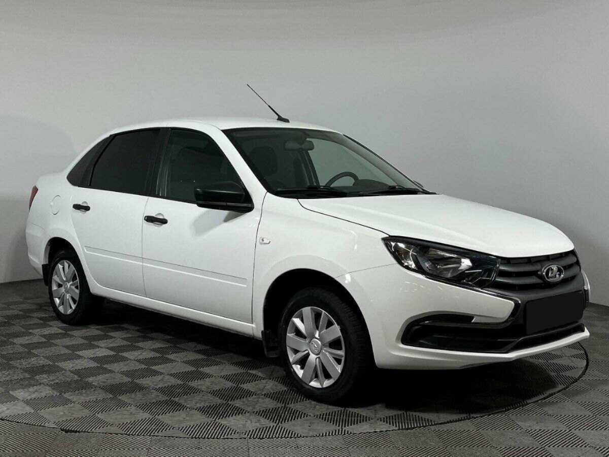 Б/У Лада (ВАЗ) Гранта 2021 года. Фото: #2