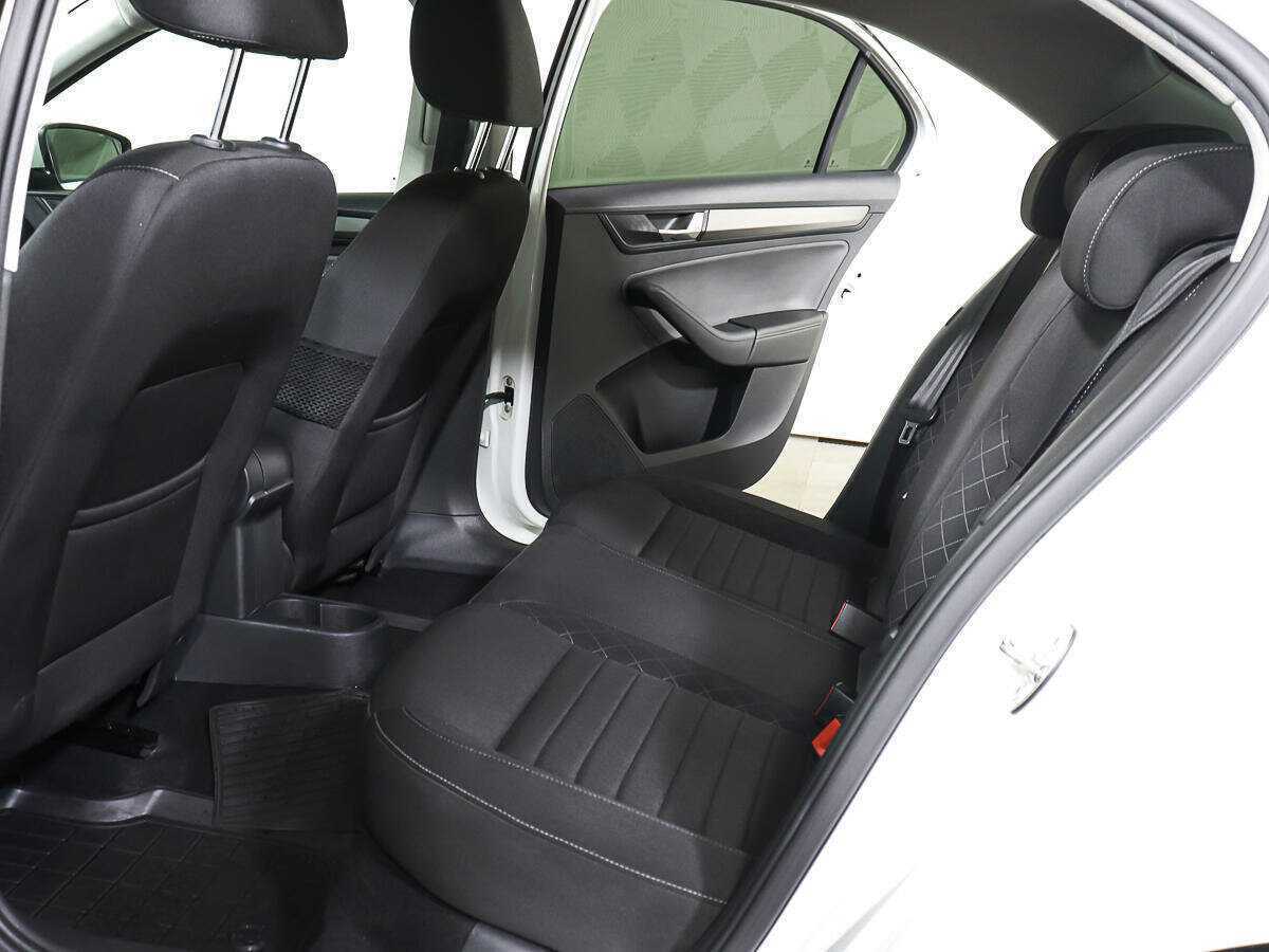 Б/У Шкода Рапид 2018 года. Фото: #8