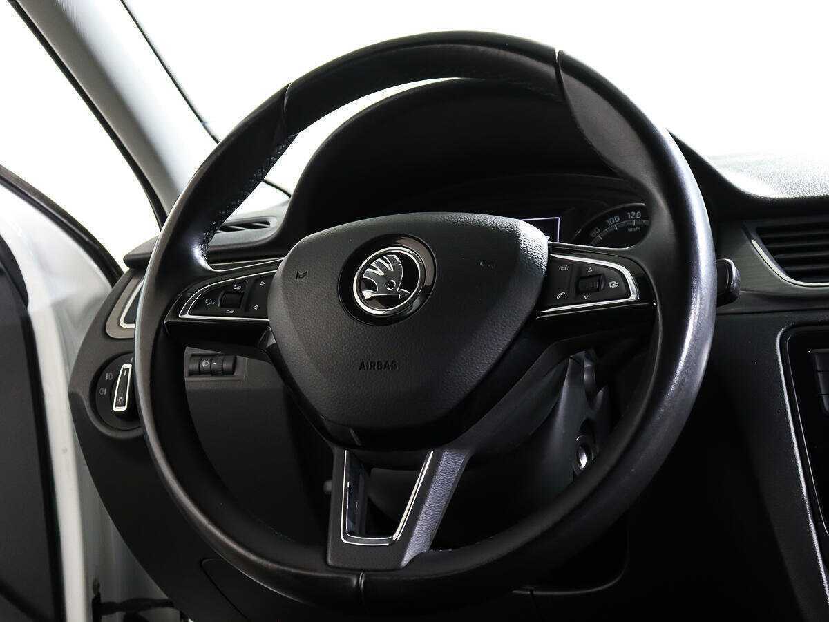 Б/У Шкода Рапид 2018 года. Фото: #13