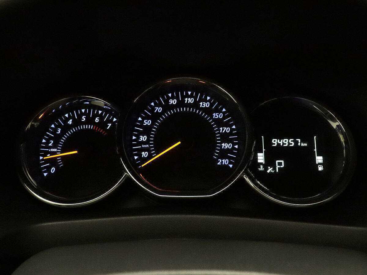 Б/У Рено Логан 2020 года. Фото: #16