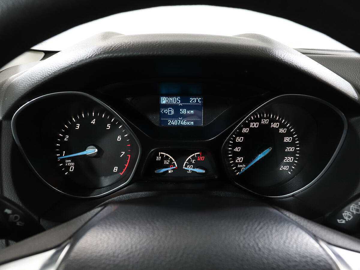 Ford Focus 2013 года с пробегом. Фото: #9