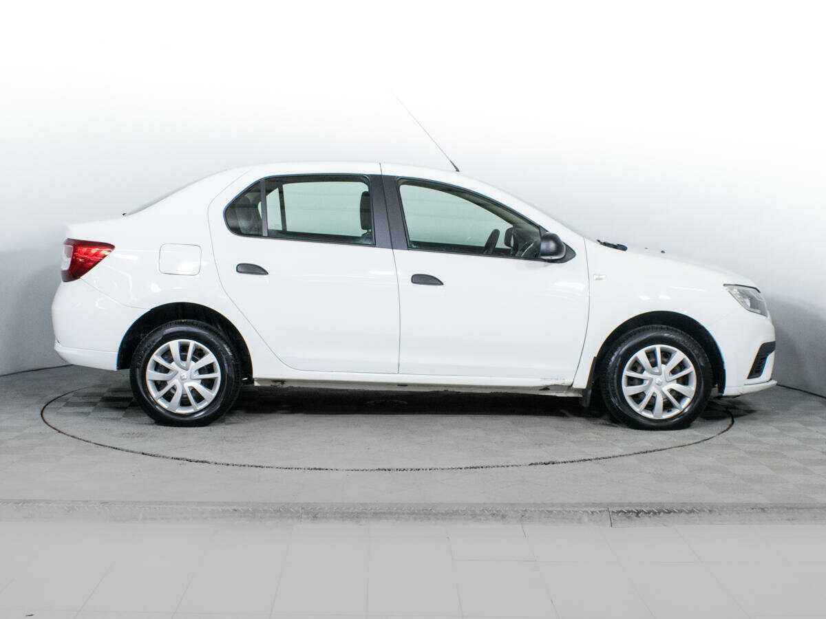 Б/У Рено Логан 2019 года. Фото: #1