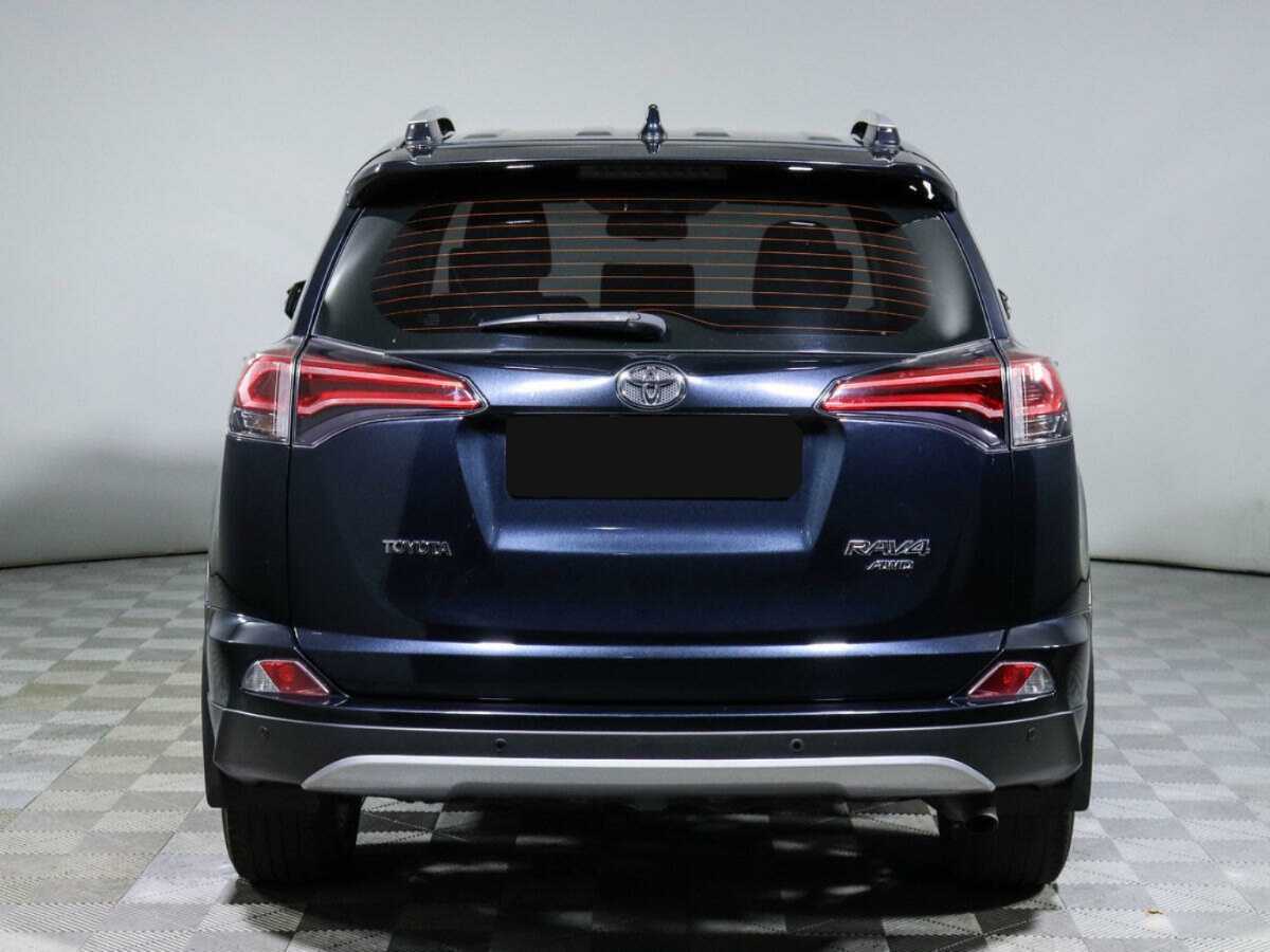 Toyota RAV4 2017 года с пробегом. Фото: #4