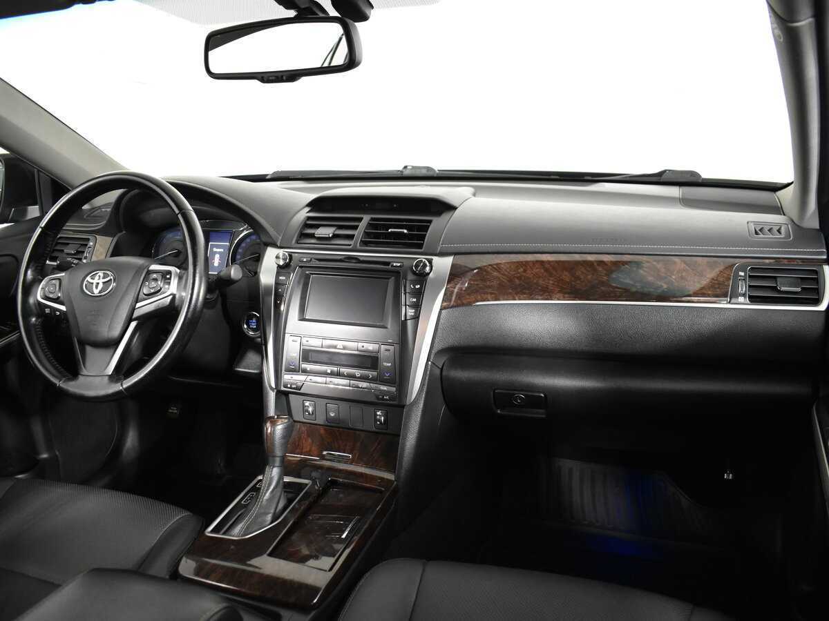 Toyota Camry 2017 года с пробегом. Фото: #13