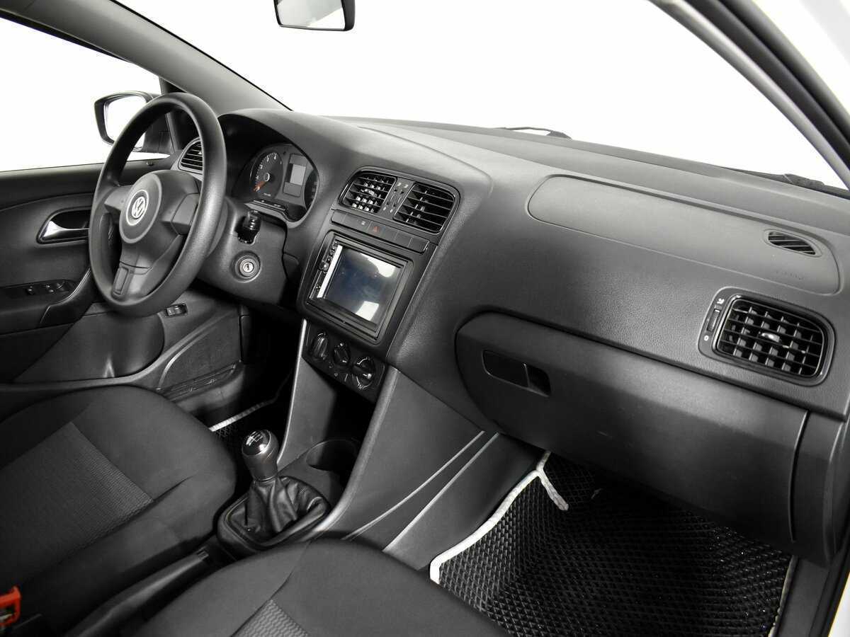 Б/У Фольксваген Поло 2014 года. Фото: #15