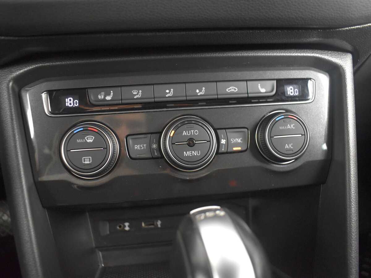 Volkswagen Tiguan 2017 года с пробегом. Фото: #24