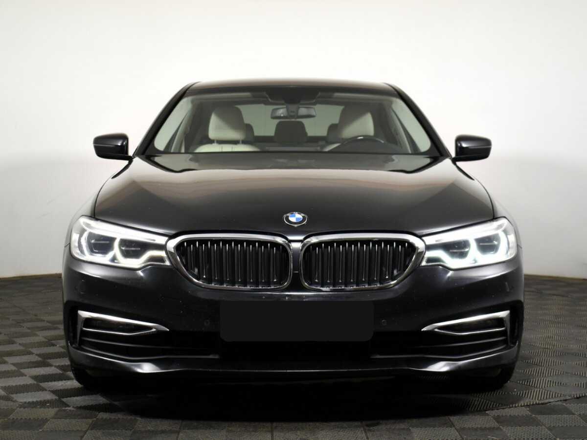 BMW 5 серии 2019 года с пробегом. Фото: #1