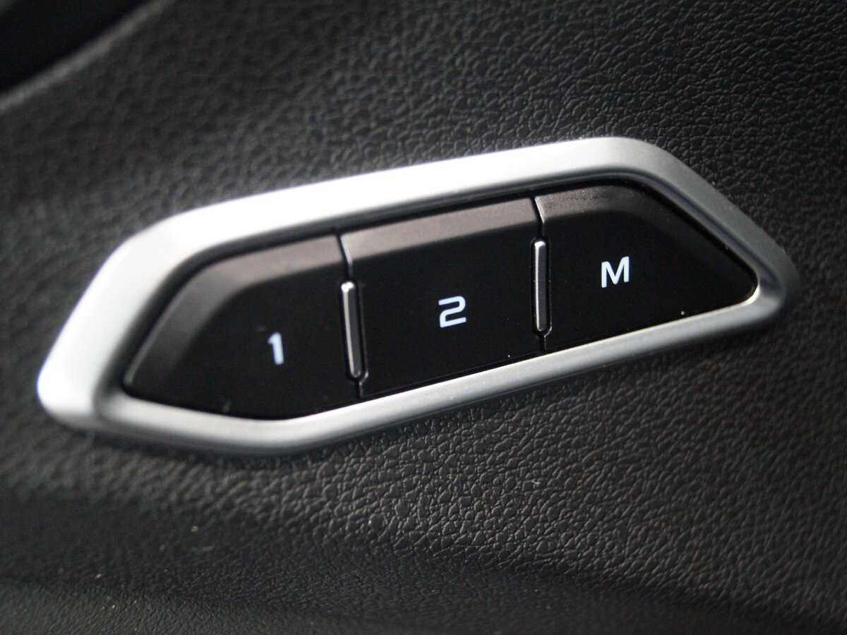 Geely Tugella 2021 года с пробегом. Фото: #24