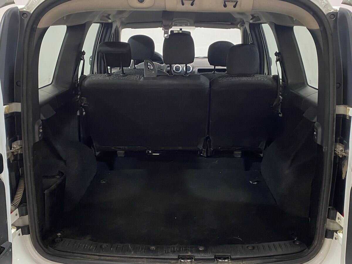 Б/У Лада (ВАЗ) Ларгус 2019 года. Фото: #13