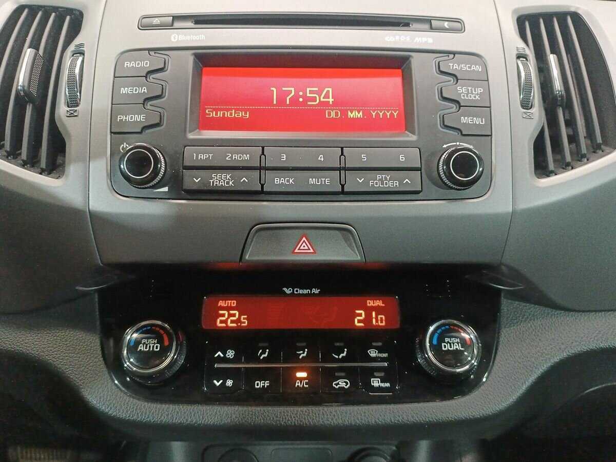 Б/У Киа Спортейдж 2015 года. Фото: #16