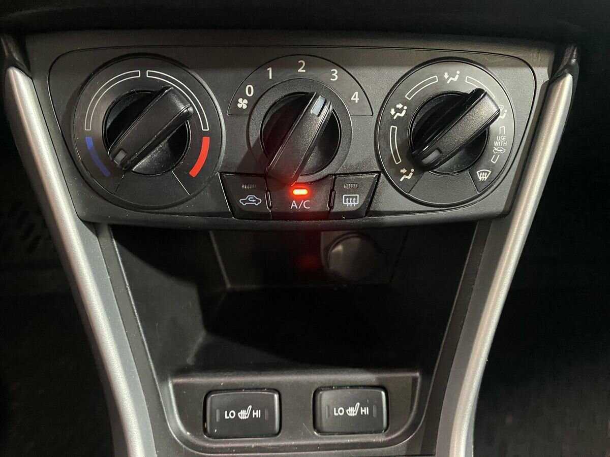 Б/У Сузуки С-Икс4 2014 года. Фото: #16