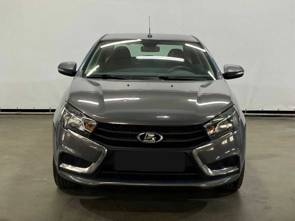 Б/У Лада (ВАЗ) Веста 2016 года. Фото: #1