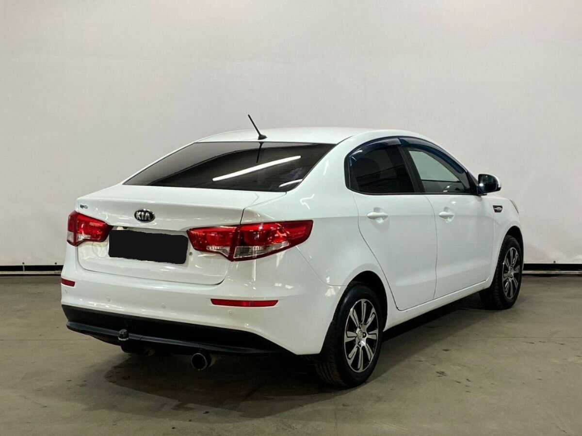 Б/У Киа Рио 2015 года. Фото: #4