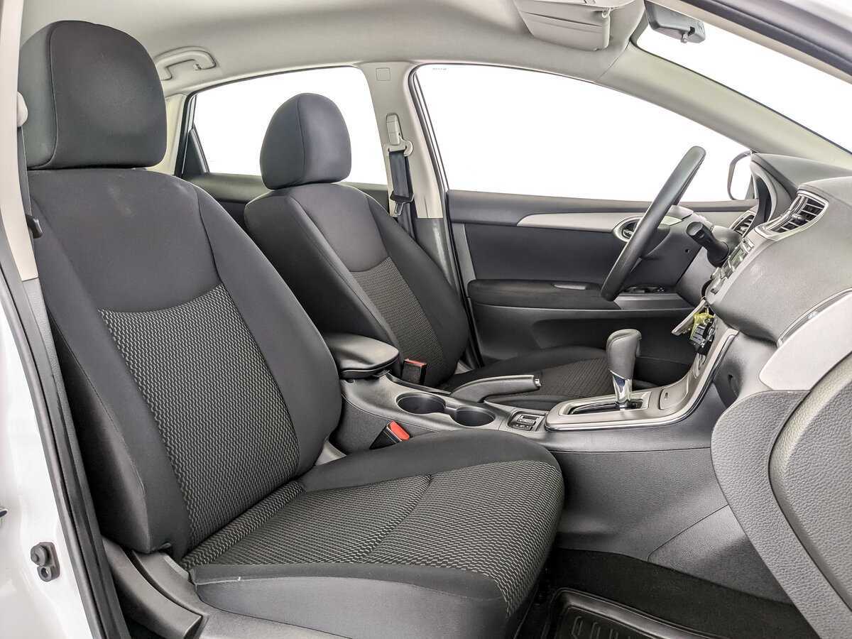 Б/У Ниссан Сентра 2015 года. Фото: #18