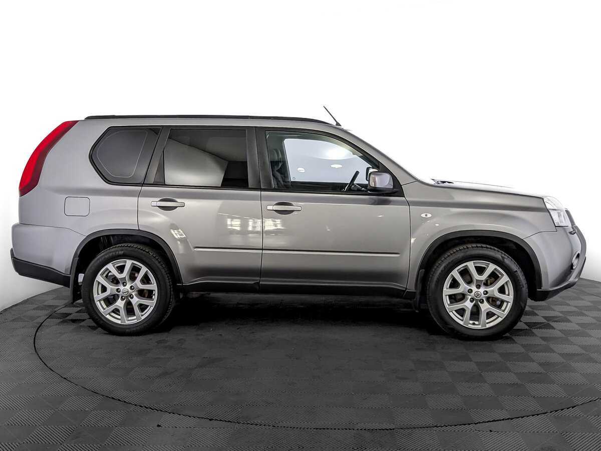 Б/У Ниссан Икс-Трейл 2013 года. Фото: #3