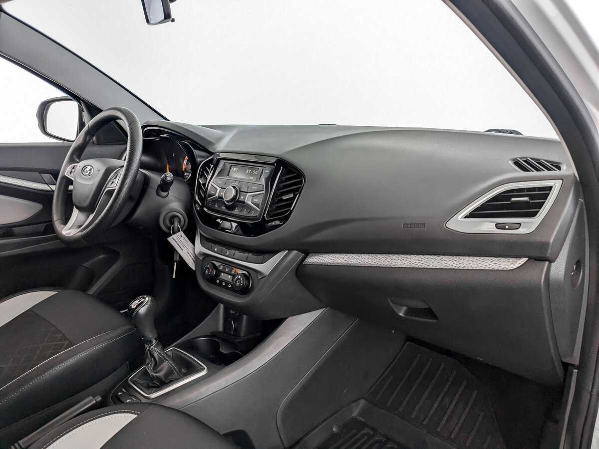 Б/У Лада (ВАЗ) Веста 2019 года. Фото: #8