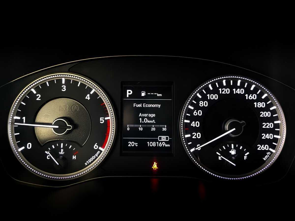 Hyundai Santa Fe 2018 года с пробегом. Фото: #10