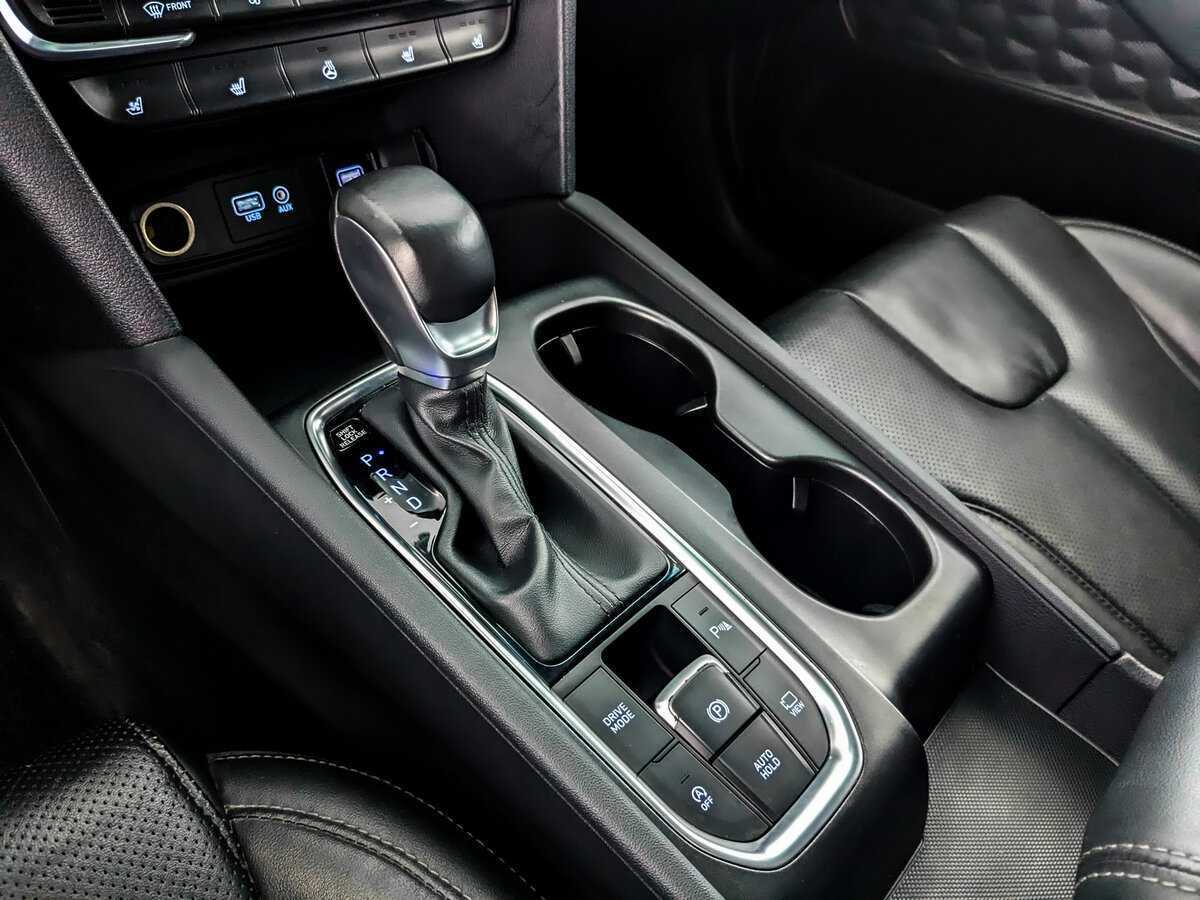 Hyundai Santa Fe 2018 года с пробегом. Фото: #23