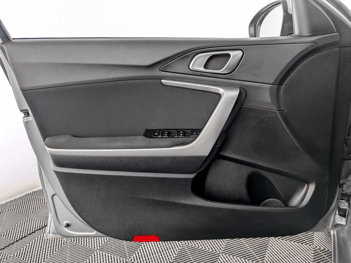 Kia Ceed 2021 года с пробегом. Фото: #14