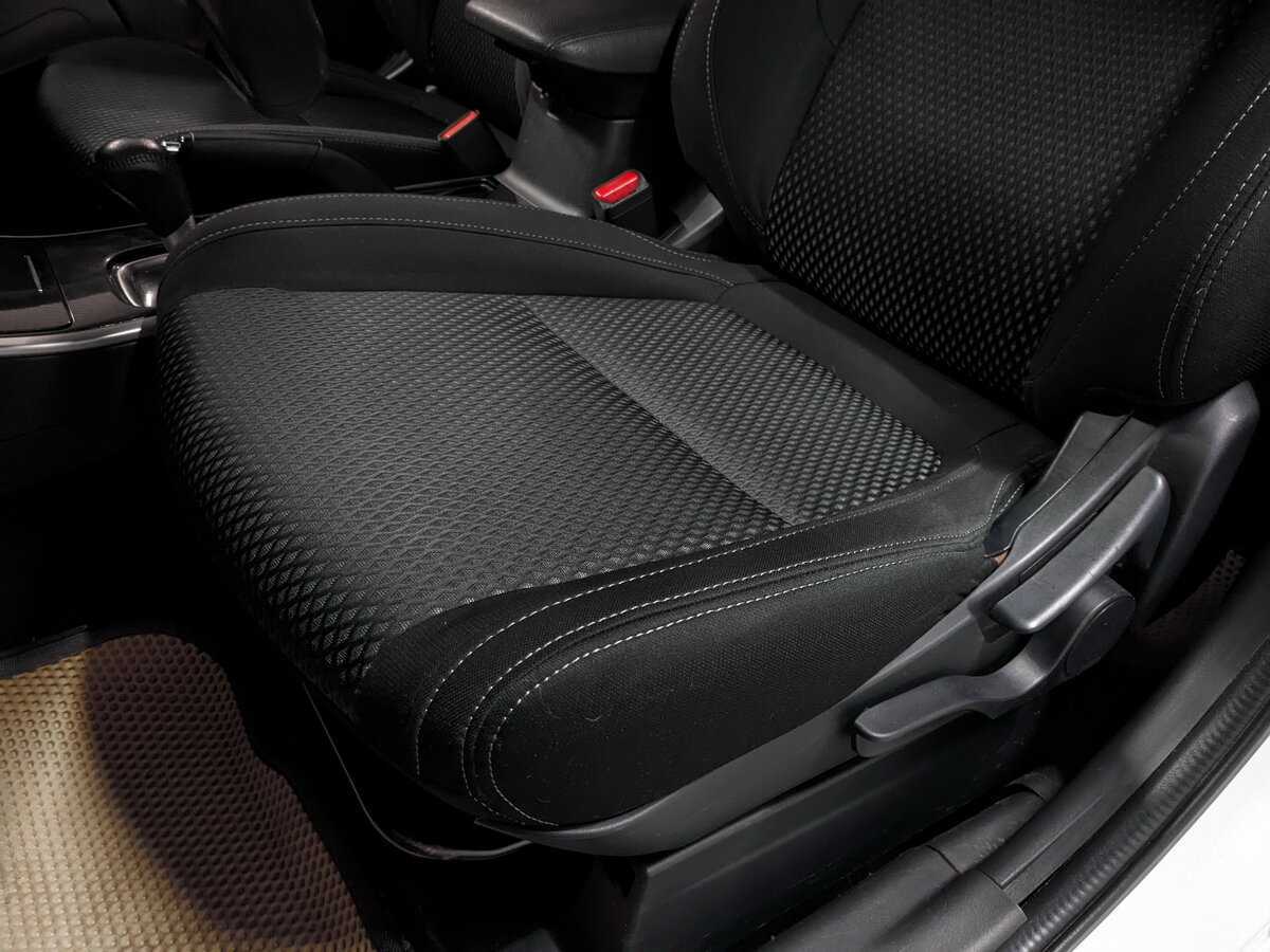 Б/У Митсубиши Оутлэндер 2017 года. Фото: #19