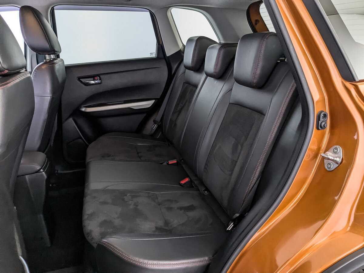 Б/У Сузуки Витара 2016 года. Фото: #13