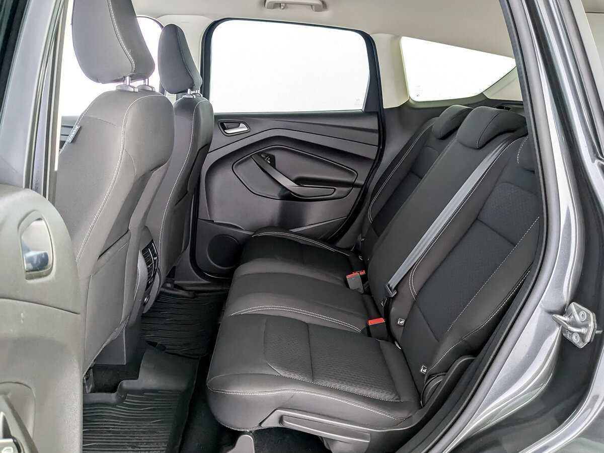 Б/У Форд Куга 2018 года. Фото: #9