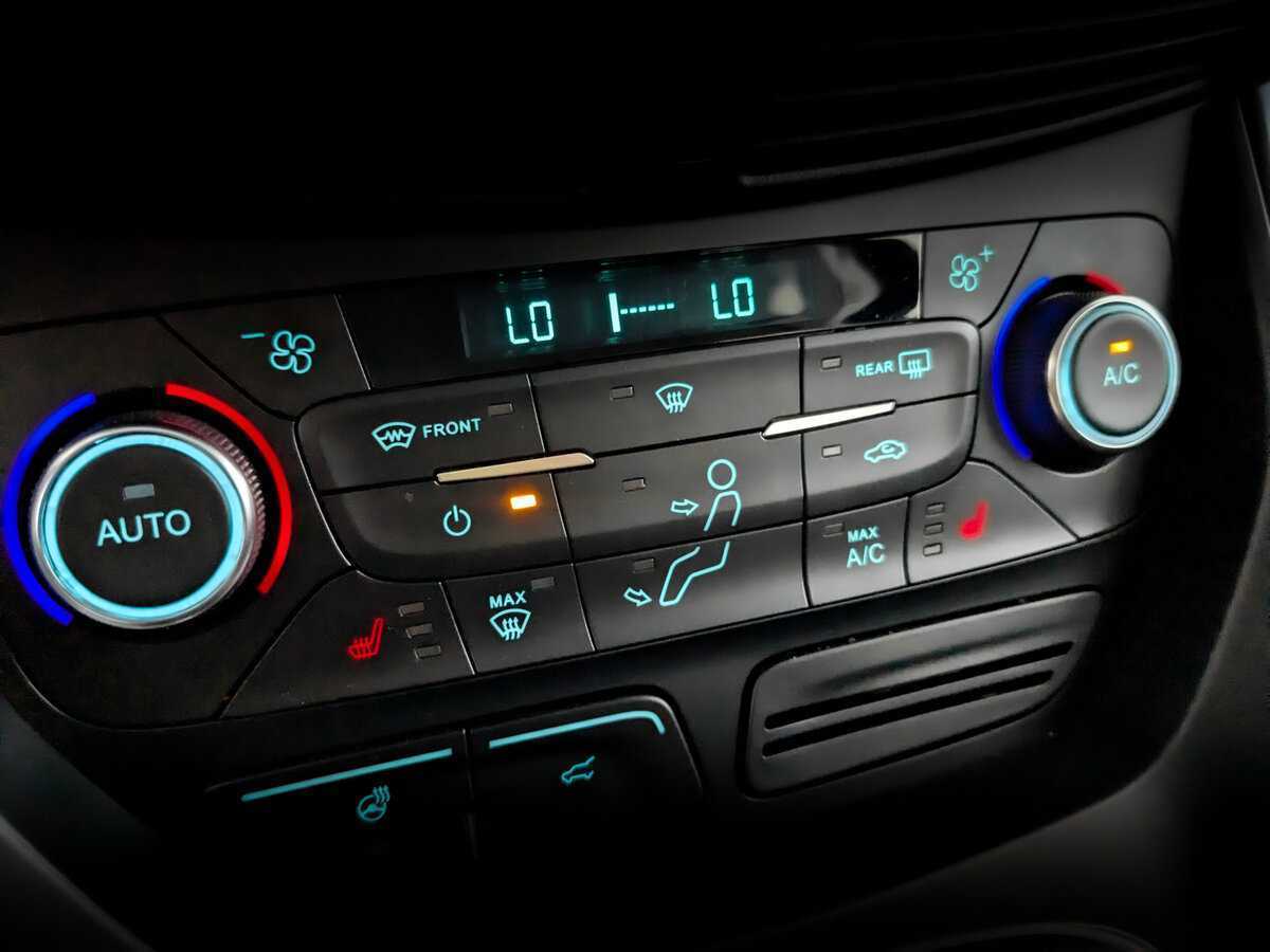 Б/У Форд Куга 2018 года. Фото: #21