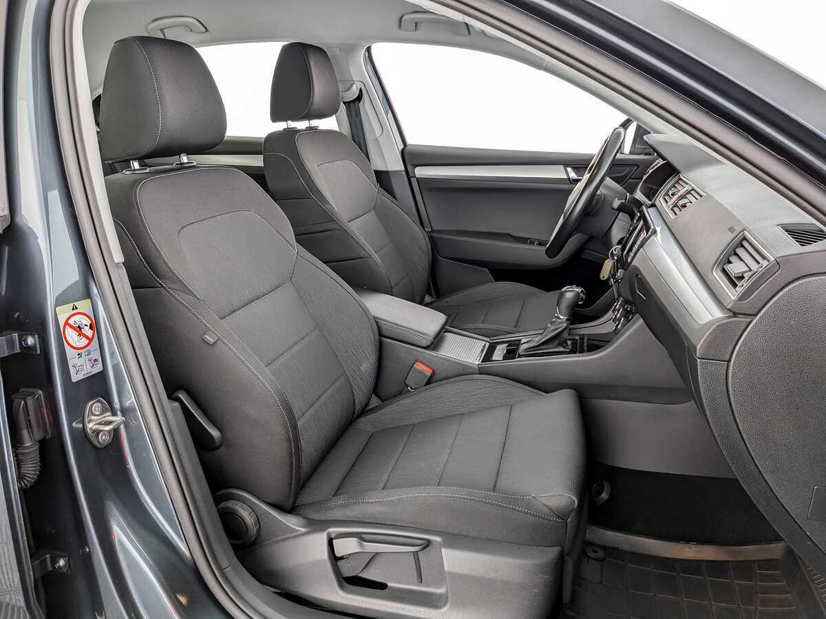 Skoda Superb 2018 года с пробегом. Фото: #18