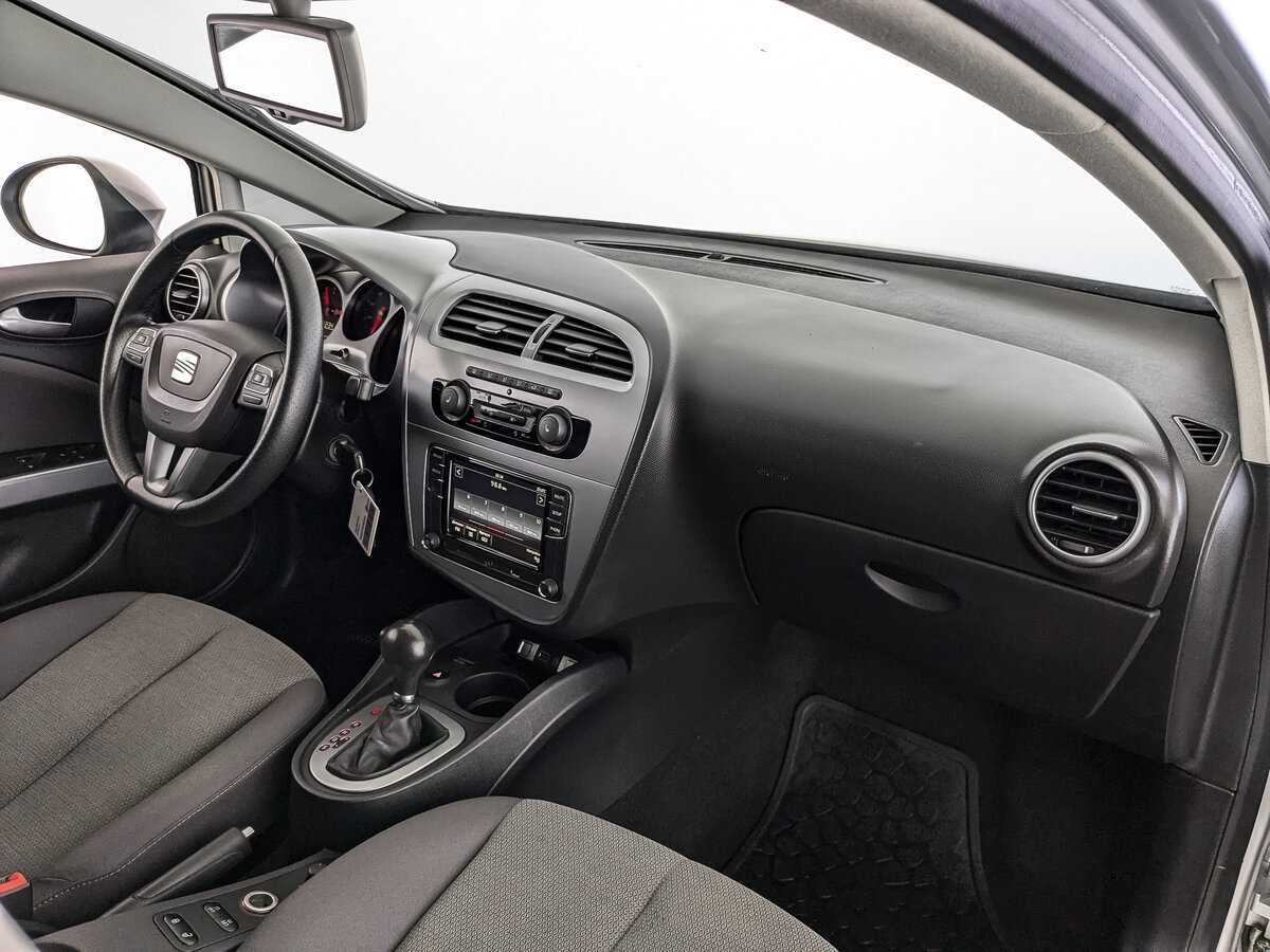 Б/У Сеат Леон 2012 года. Фото: #8