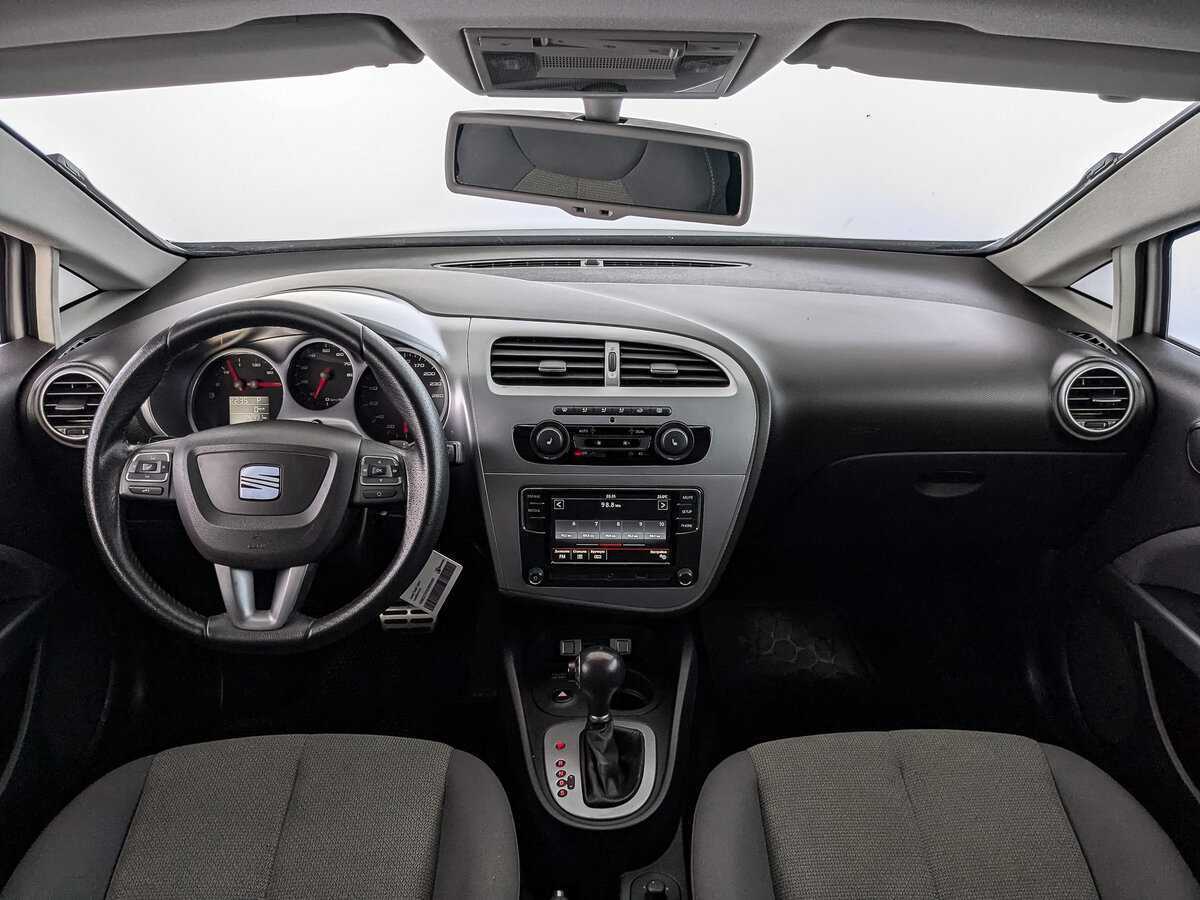 Б/У Сеат Леон 2012 года. Фото: #9