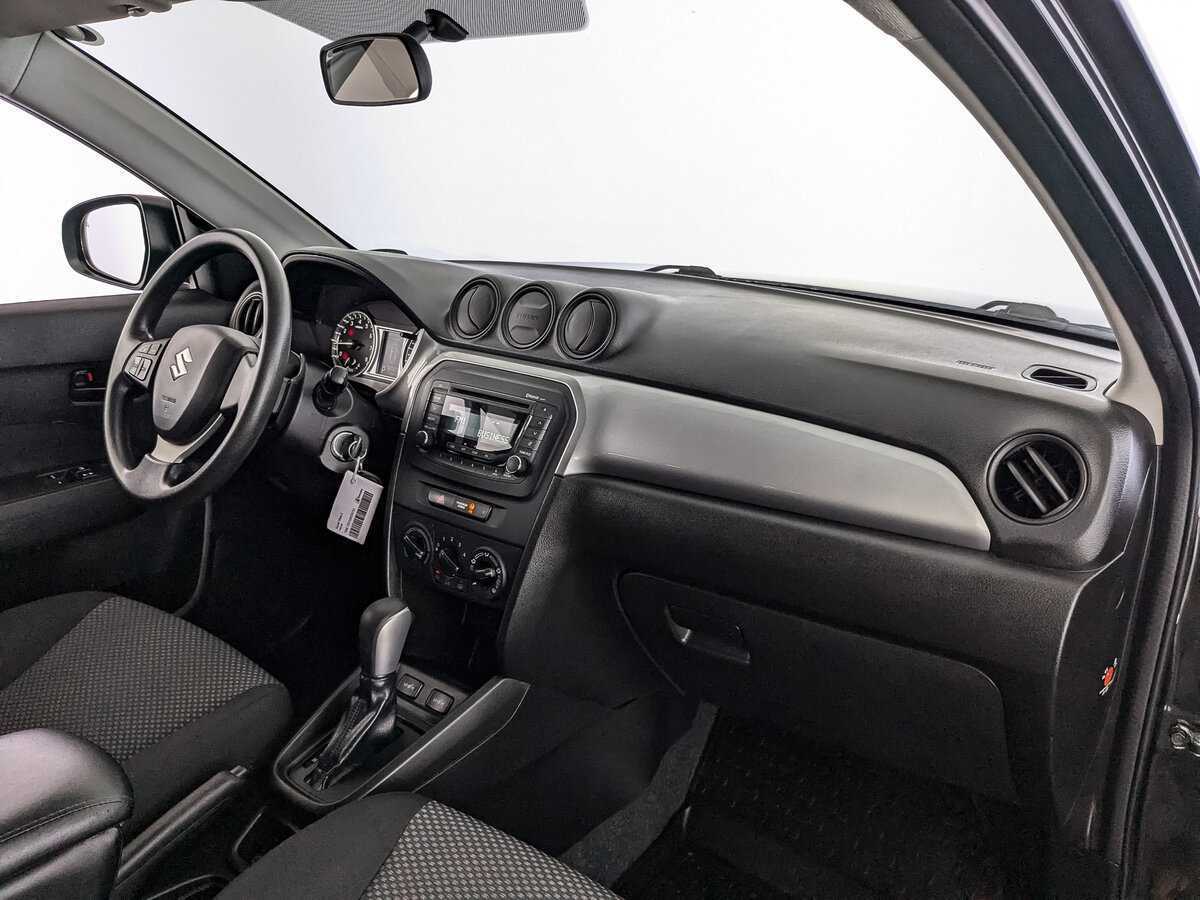 Б/У Сузуки Витара 2016 года. Фото: #8