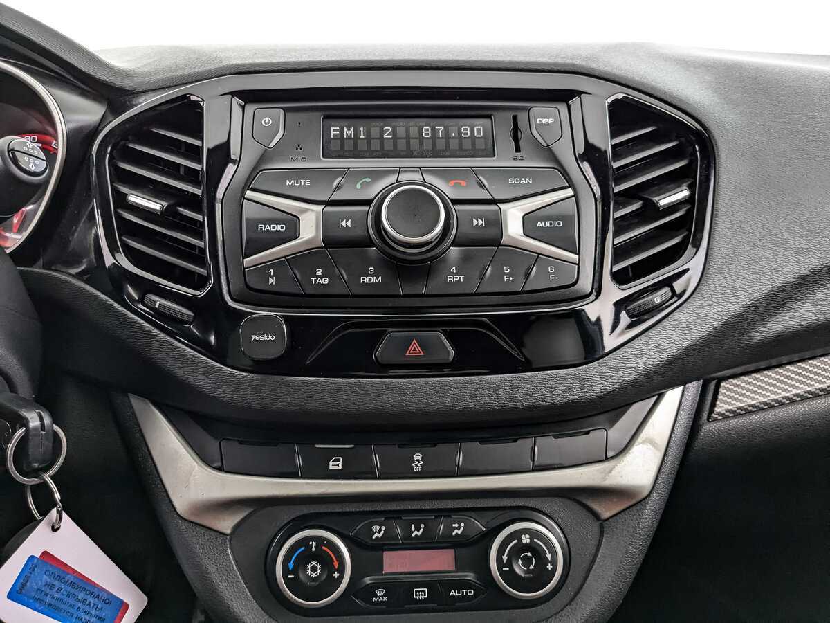 Б/У Лада (ВАЗ) Веста 2019 года. Фото: #12