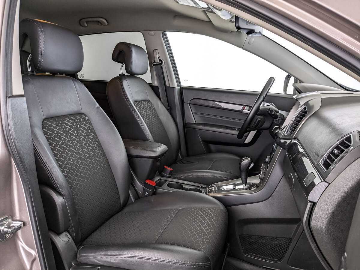 Б/У Шевроле Каптива 2015 года. Фото: #19