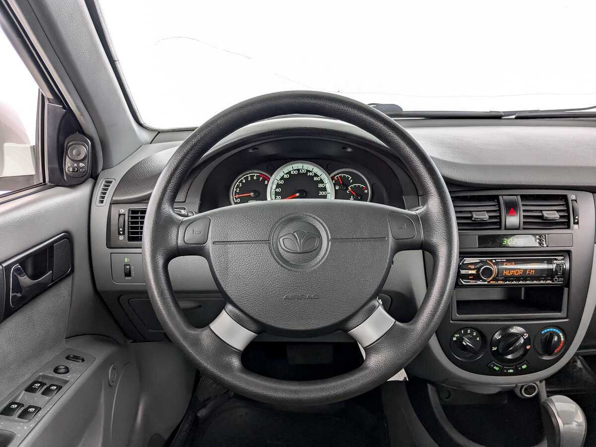 Б/У Дэу Гентра 2014 года. Фото: #16