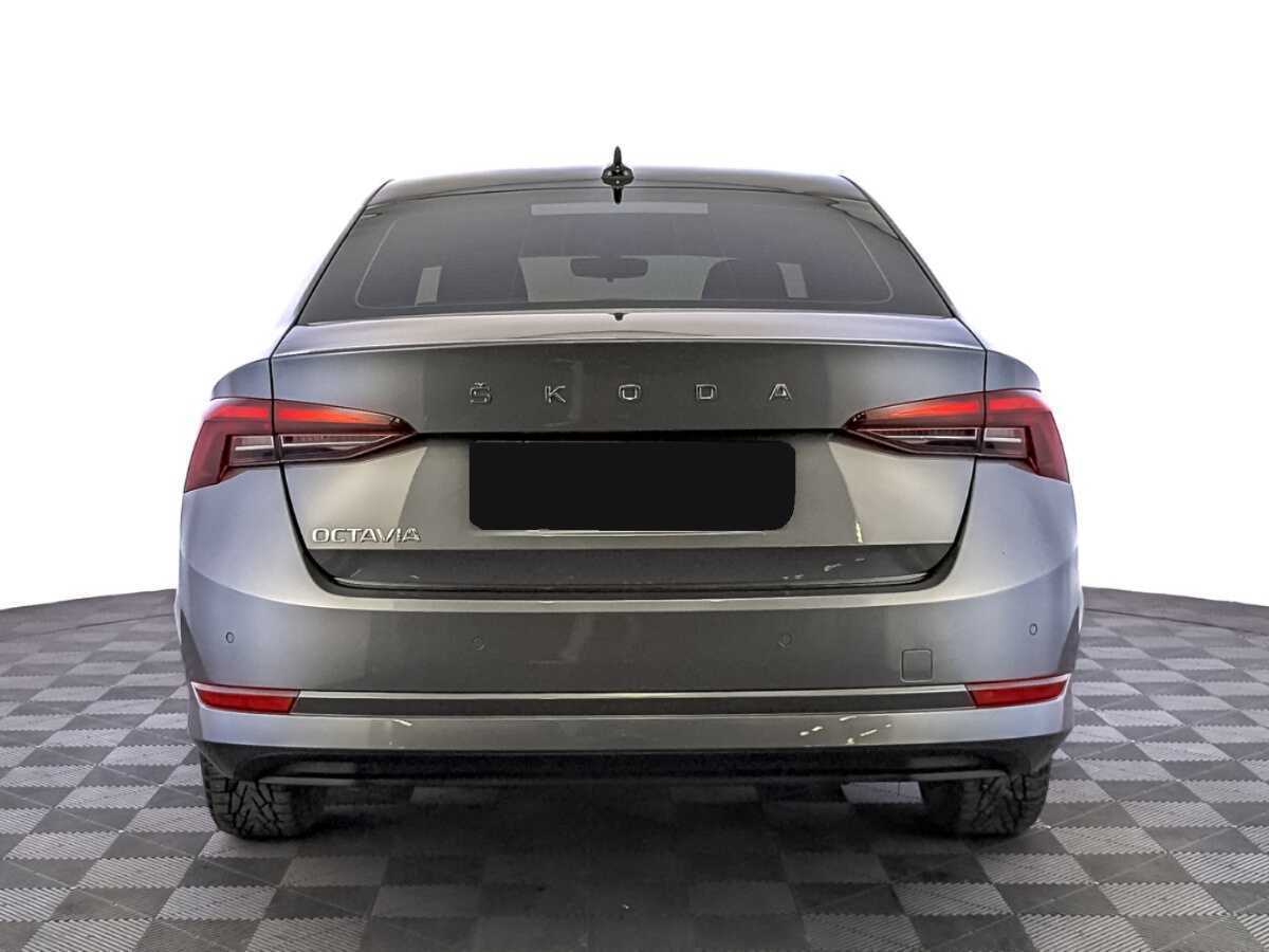 Skoda Octavia 2021 года с пробегом. Фото: #5