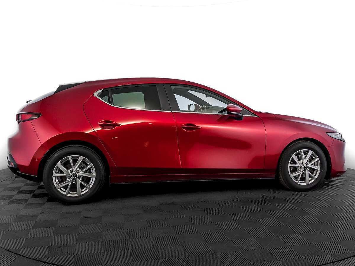 Mazda 3 2019 года с пробегом. Фото: #3