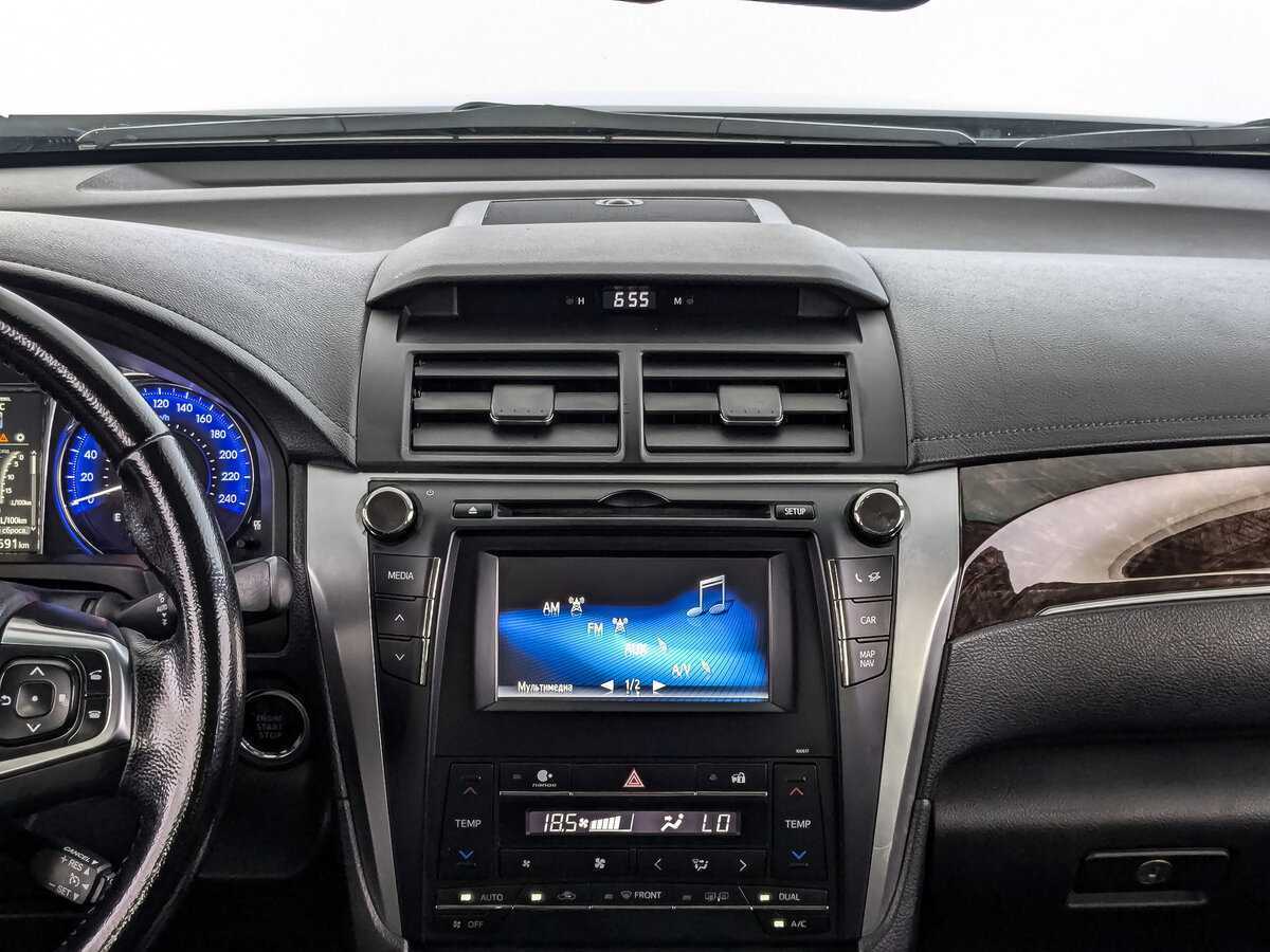 Toyota Camry 2017 года с пробегом. Фото: #12