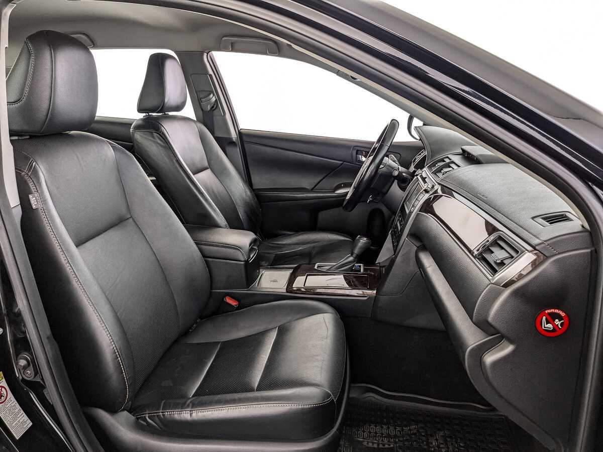 Toyota Camry 2017 года с пробегом. Фото: #19