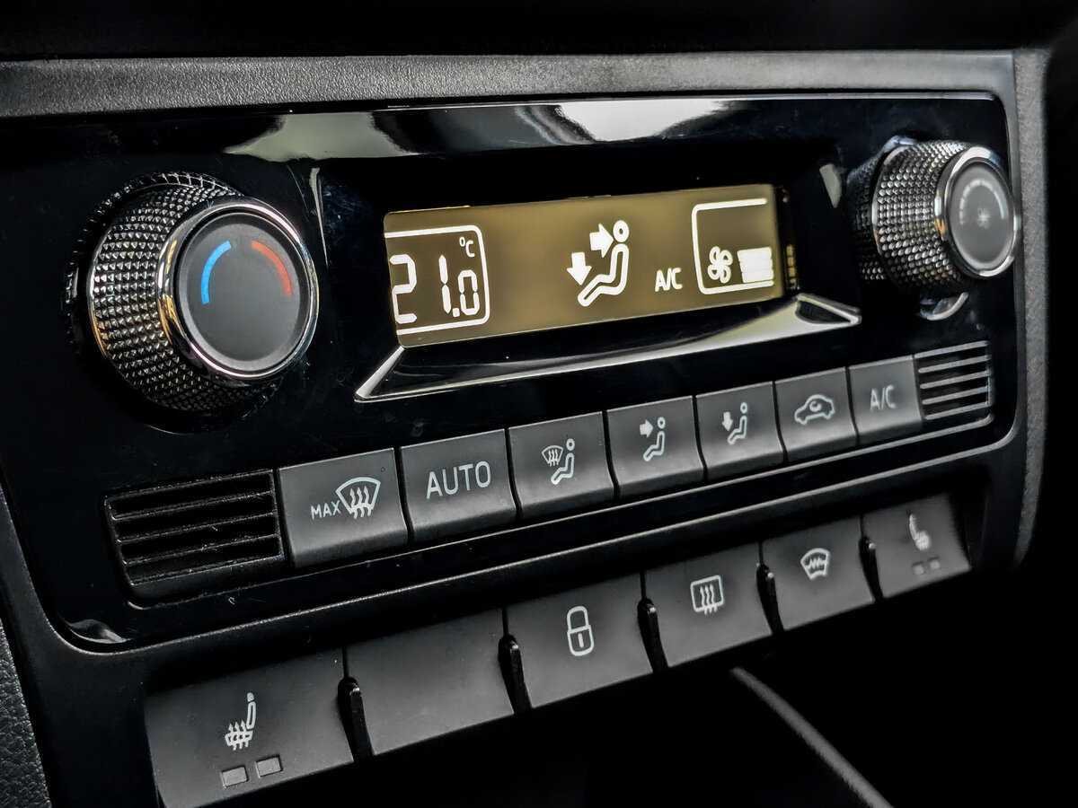 Б/У Шкода Рапид 2020 года. Фото: #20