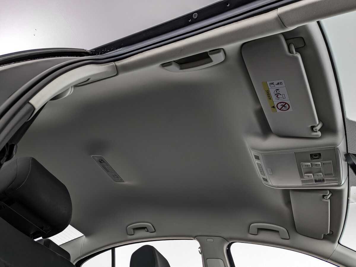 Volkswagen Passat 2018 года с пробегом. Фото: #18