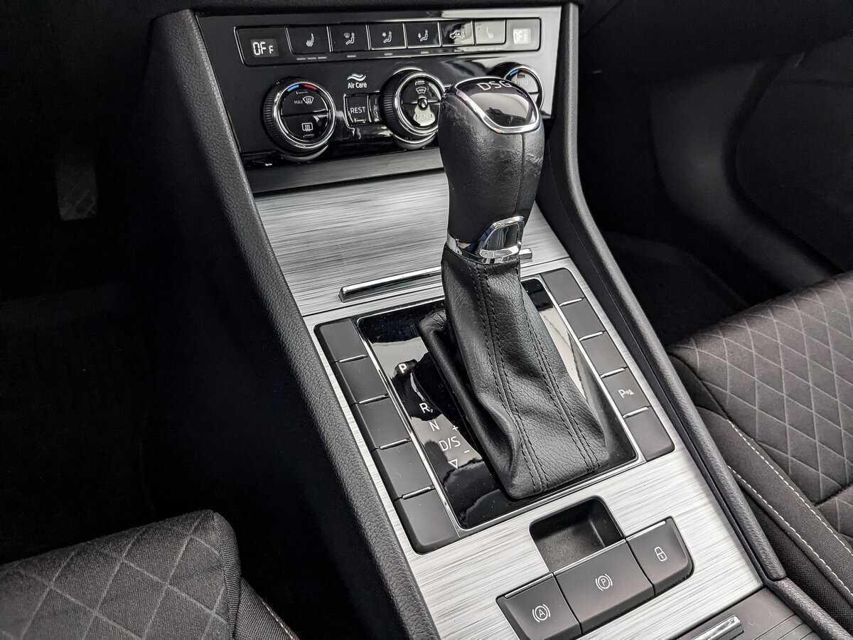 Skoda Superb 2021 года с пробегом. Фото: #22