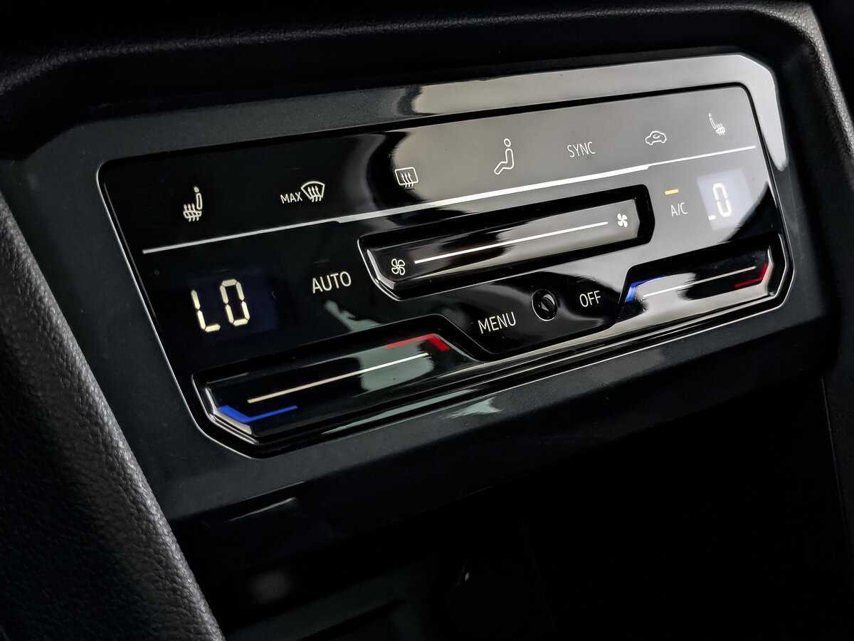 Volkswagen Tiguan 2021 года с пробегом. Фото: #19