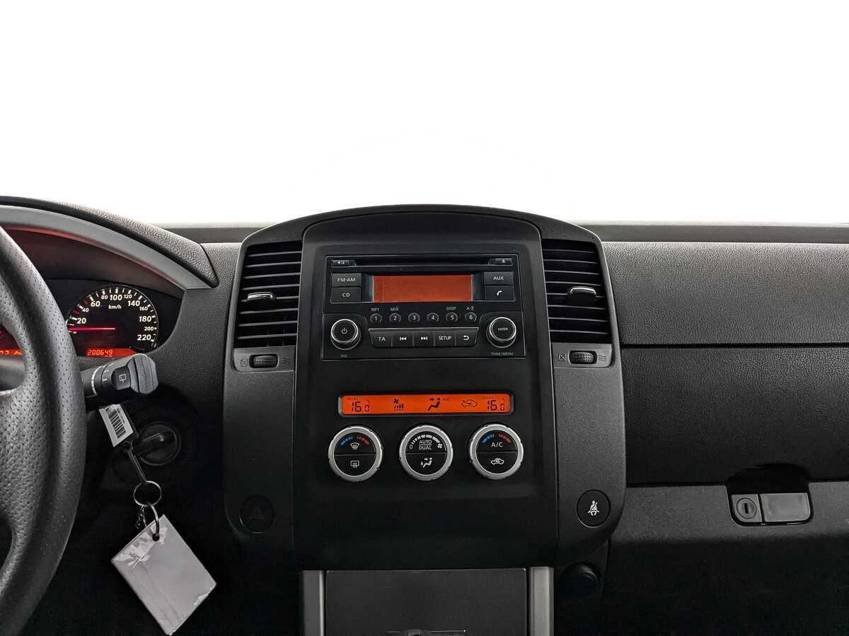 Б/У Ниссан Патфайндер 2012 года. Фото: #12