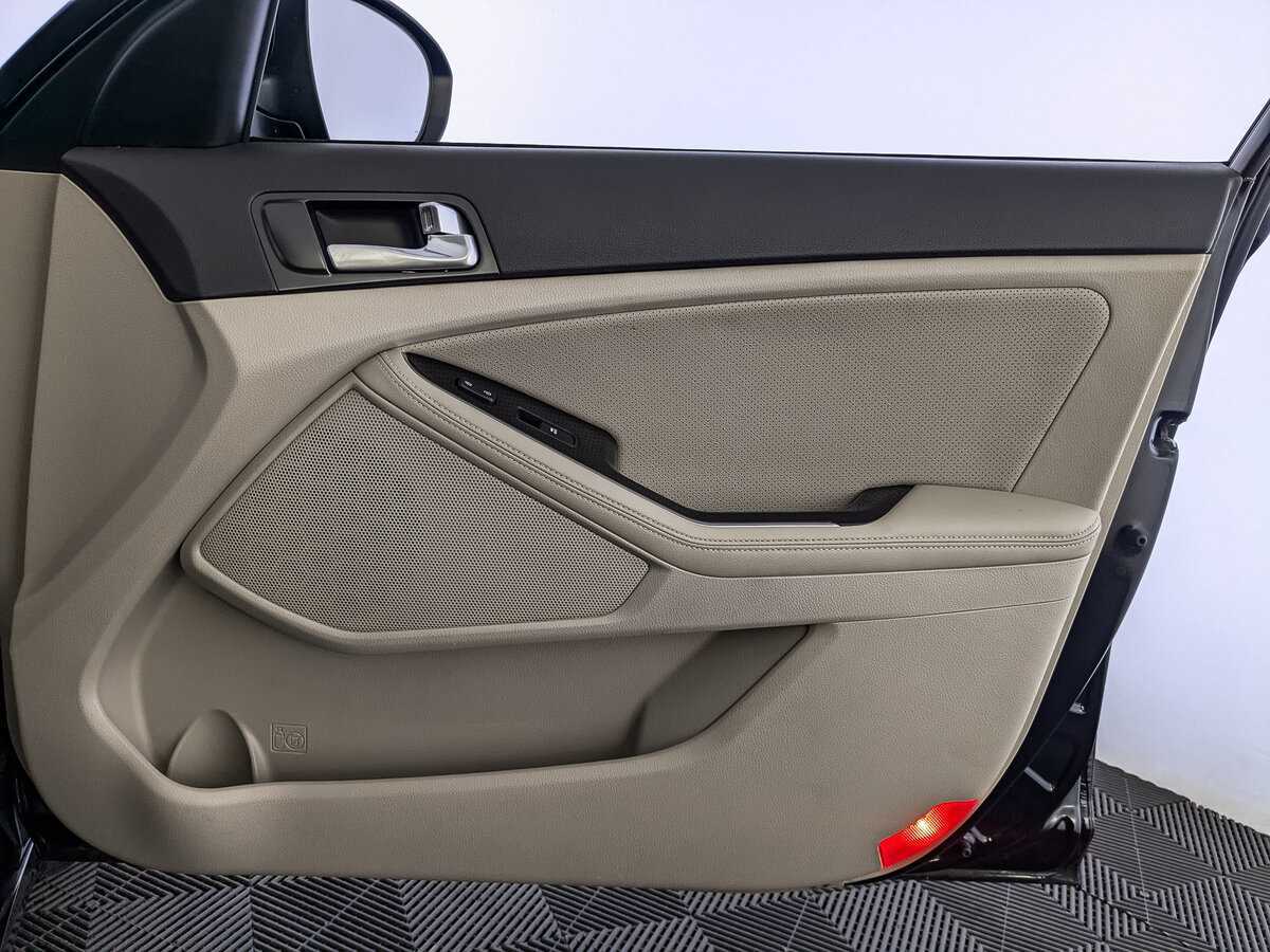 Б/У Киа Оптима 2015 года. Фото: #20