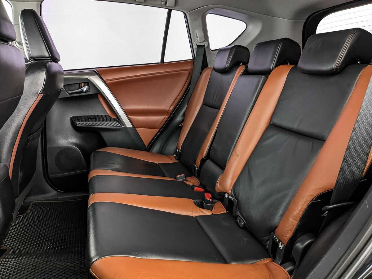 Б/У Тойота Рав4 2013 года. Фото: #13