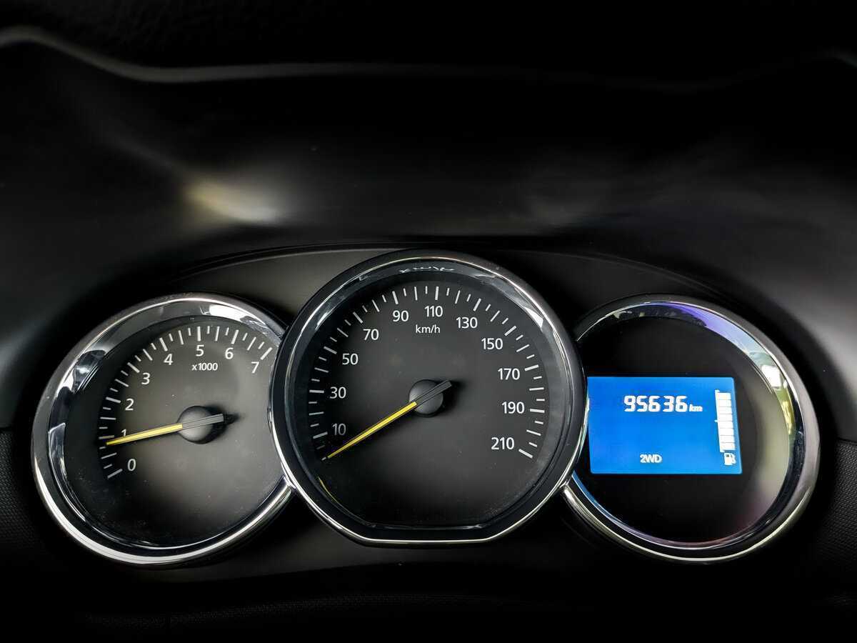 Б/У Рено Дастер 2016 года. Фото: #10