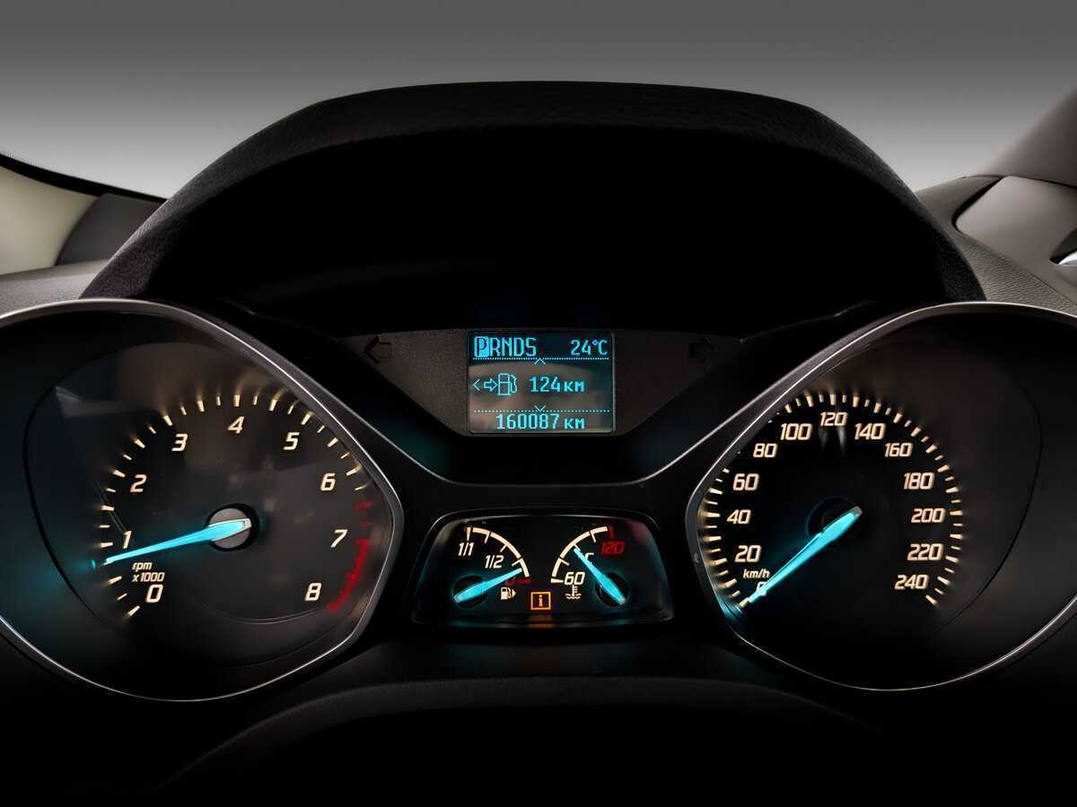 Б/У Форд Куга 2016 года. Фото: #10