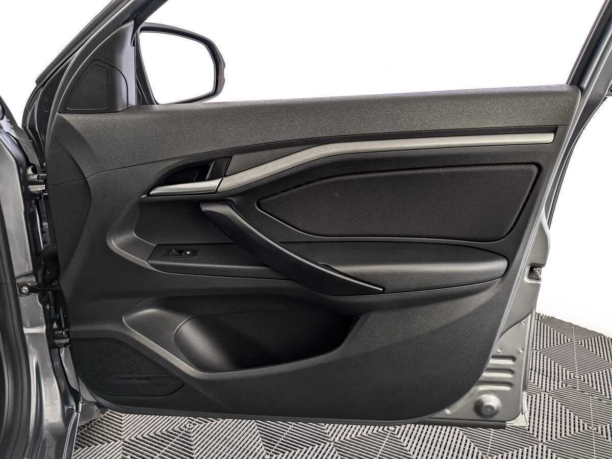 Б/У Лада (ВАЗ) Веста 2020 года. Фото: #20