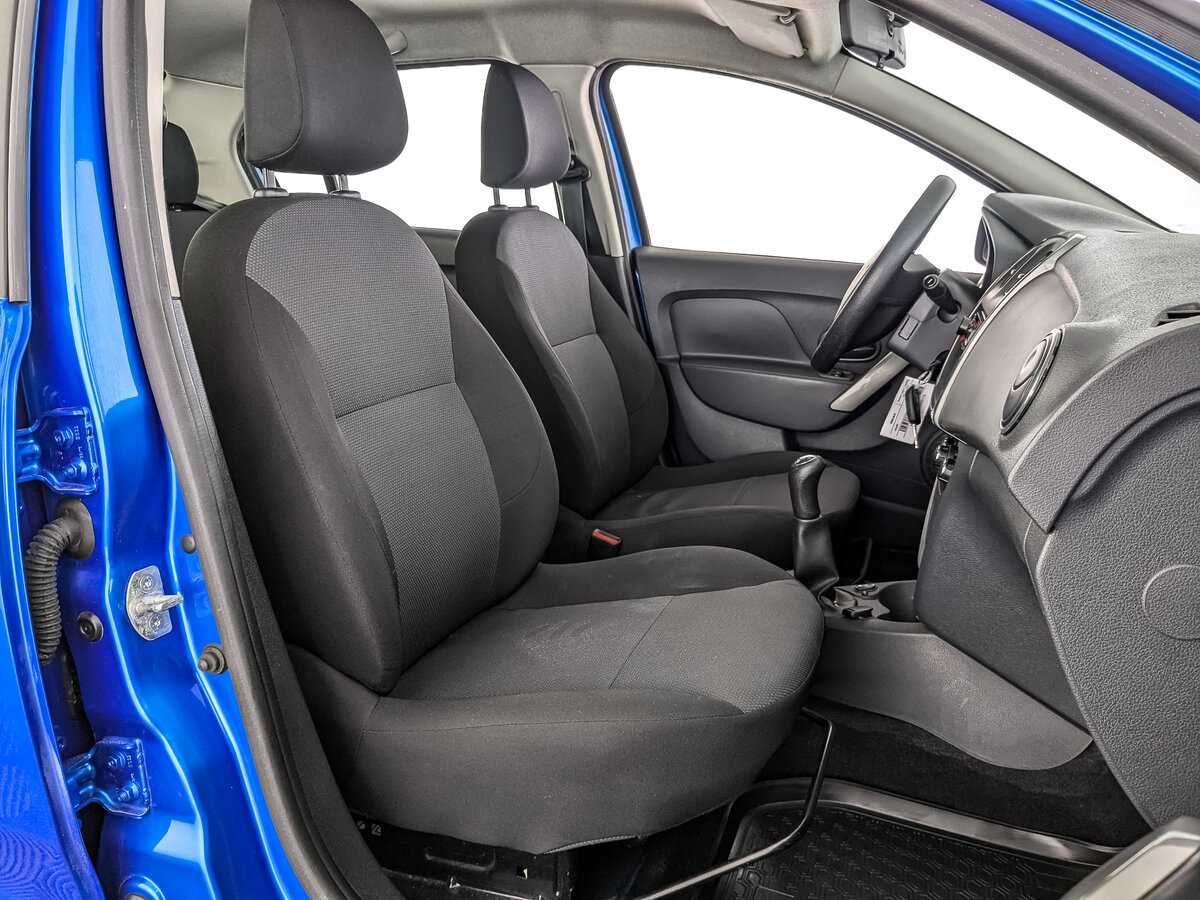 Б/У Рено Логан 2016 года. Фото: #19